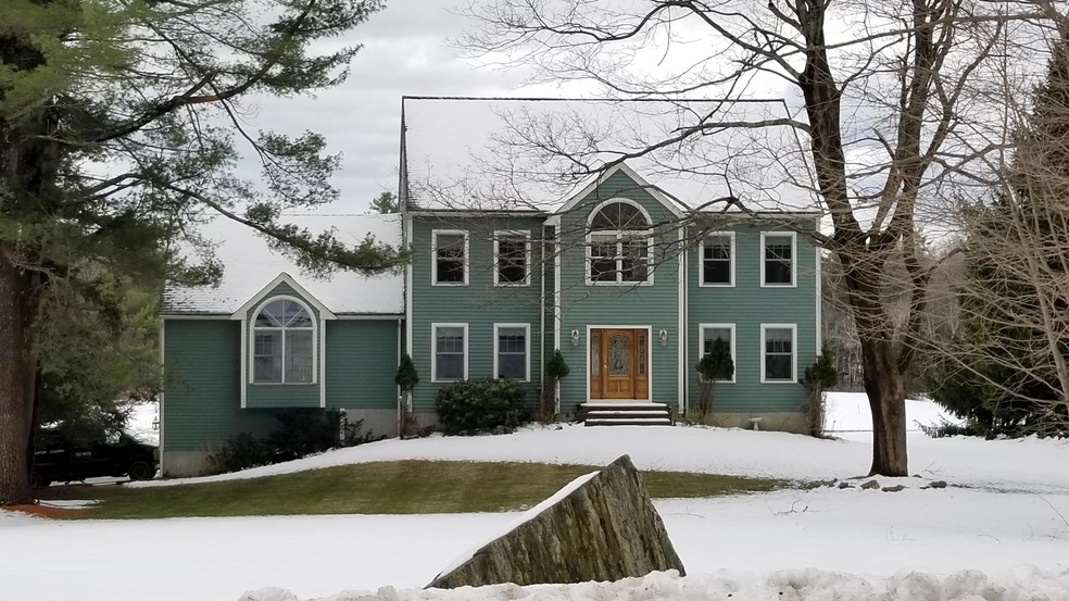 382 Beech Rd, Eliot, ME 03903 - photo 1