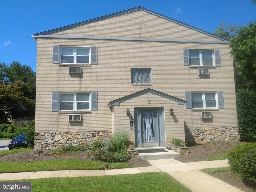 354 S Swarthmore Ave unit C3, Swarthmore, PA 19081 - photo 1