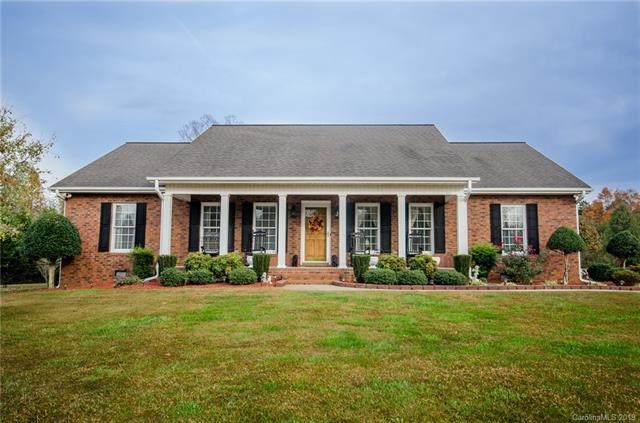 160 Barringer Dr, Statesville, NC 28625 - photo 1