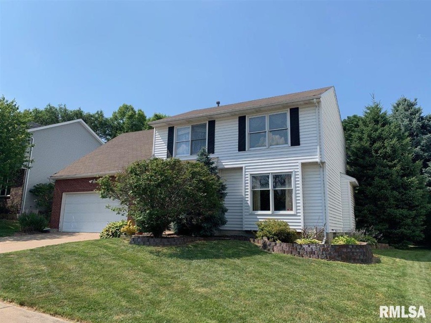 1424 W 49th St, Davenport, IA 52806 - photo 1