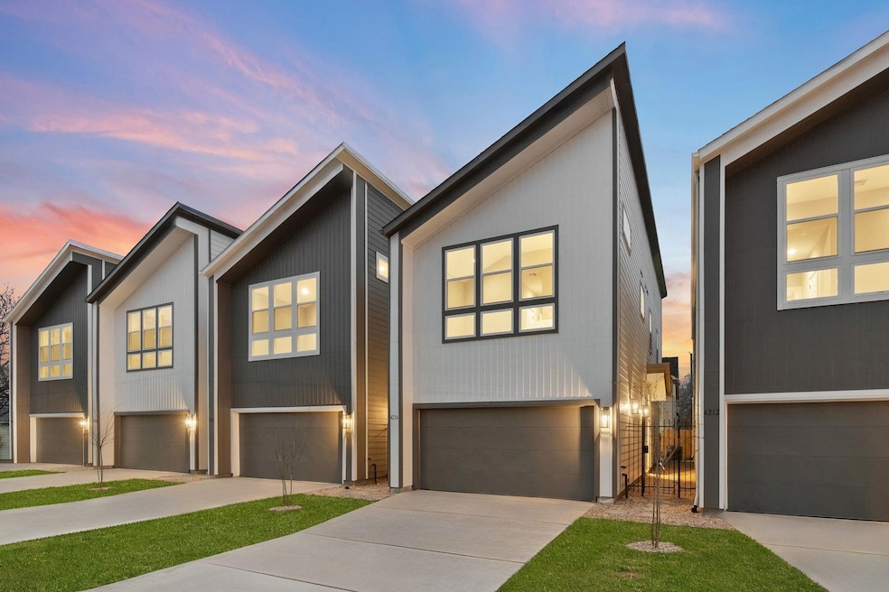 4210 Mckinley St, Houston, TX 77051 - photo 1