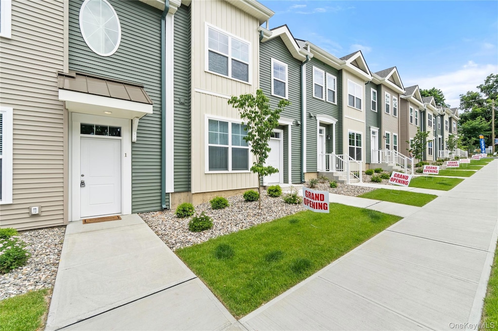 75 Forester Ave unit 118, Warwick, NY 10990 - photo 1