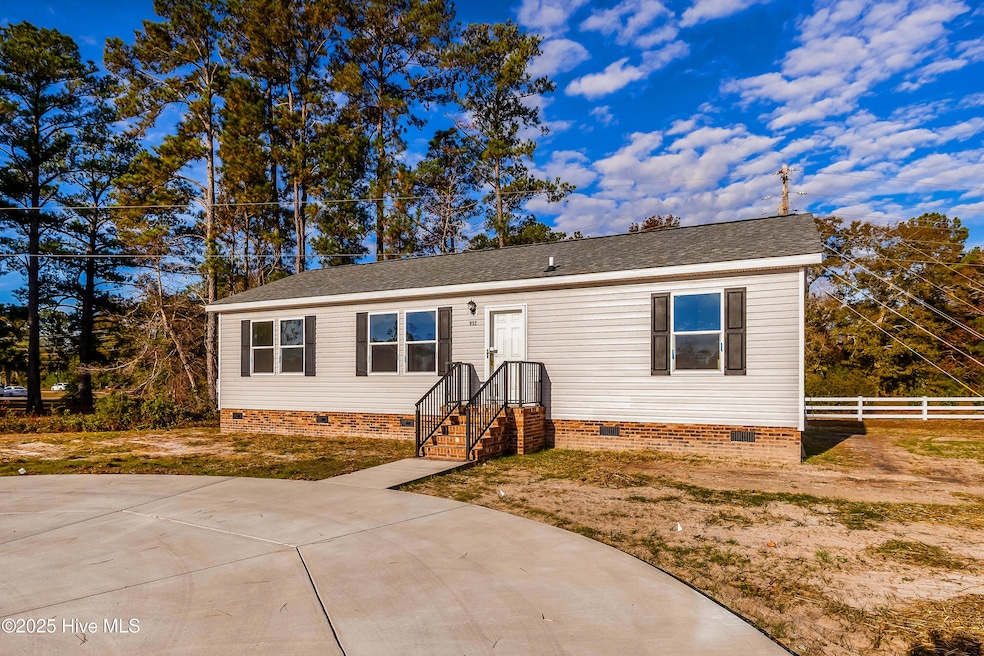 852 Yaupon Dr SW, Calabash, NC 28467 - photo 1