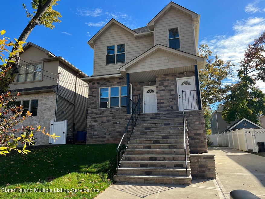 170 Edgegrove Ave unit 2, Staten Island, NY 10312 - photo 1