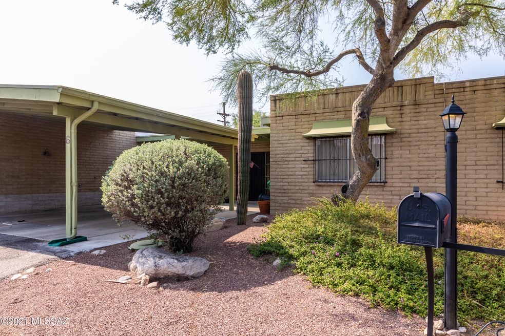 6 E Madrid Drive, Oro Valley, AZ 85704