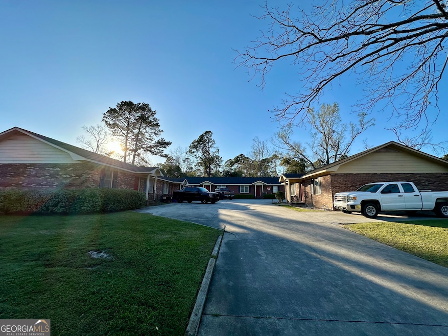 Sold $400,000 • Co-Listing Agent