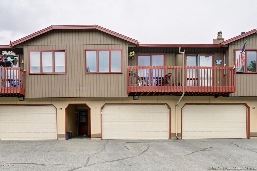 #11 Exterior