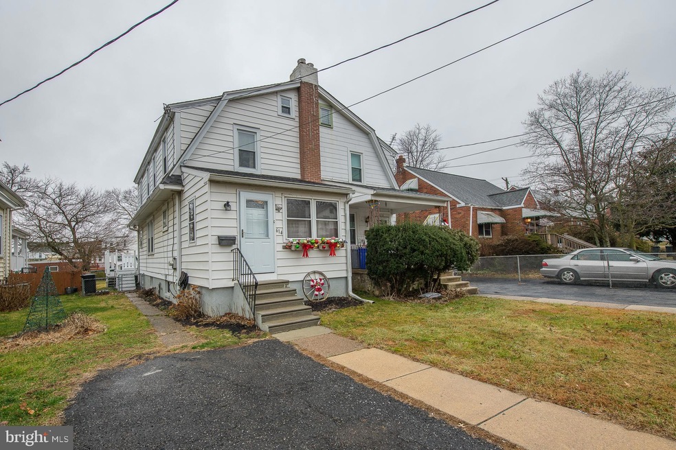 614 W Magnolia Ave, Aldan, PA 19018 - photo 1