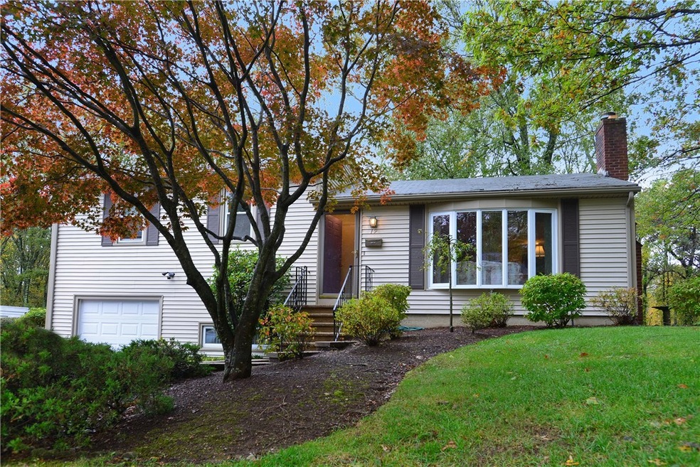 19 Oberlin Dr, Warwick, RI 02886 - photo 1