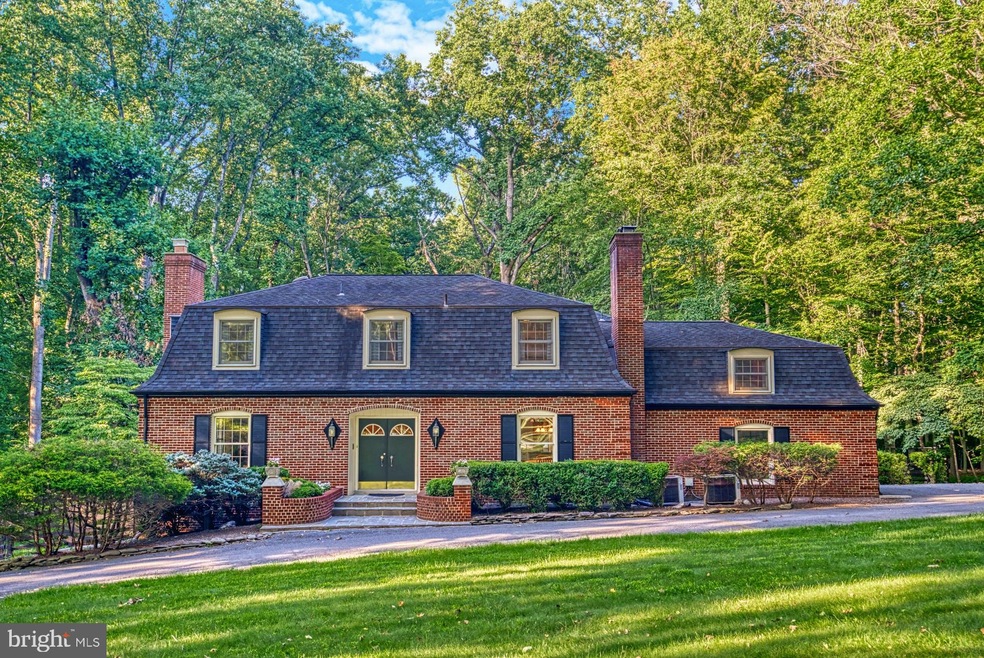 8401 Brickyard Rd, Potomac, MD 20854 - photo 1