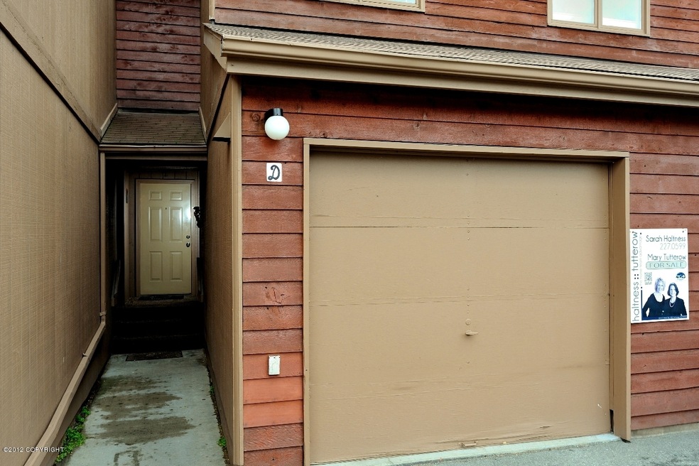 Wonderful Townhome Style Condo