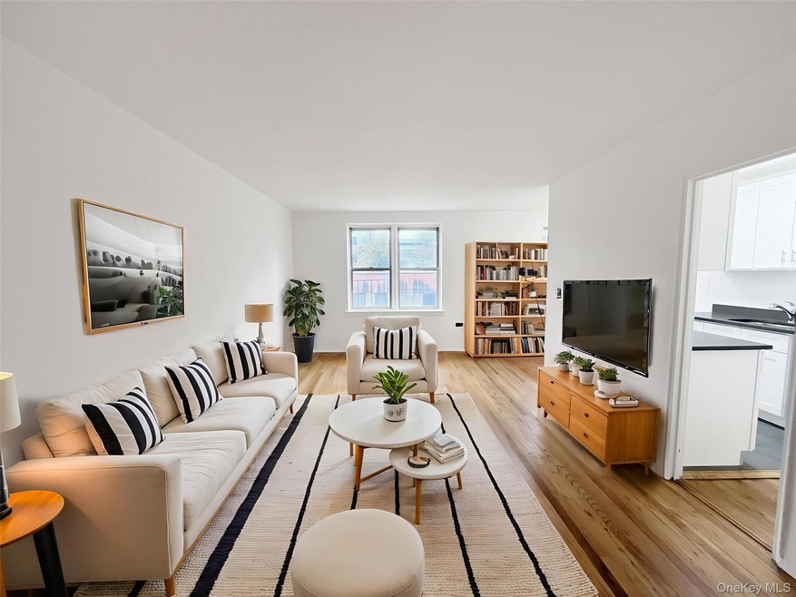 2630 Kingsbridge Terrace unit 5TU, Bronx, NY 10463 - photo 1