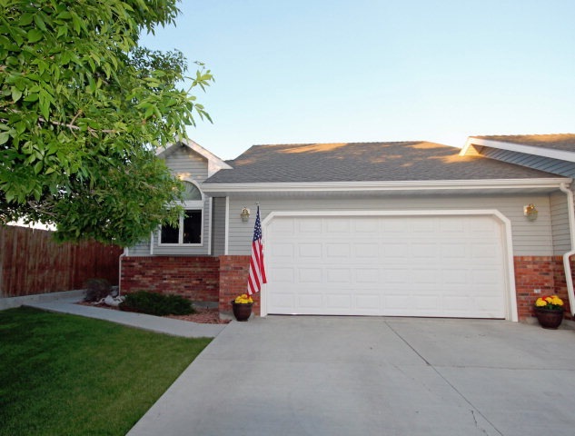 1138 Sage Brush St, Cody, WY 82414 - photo 1