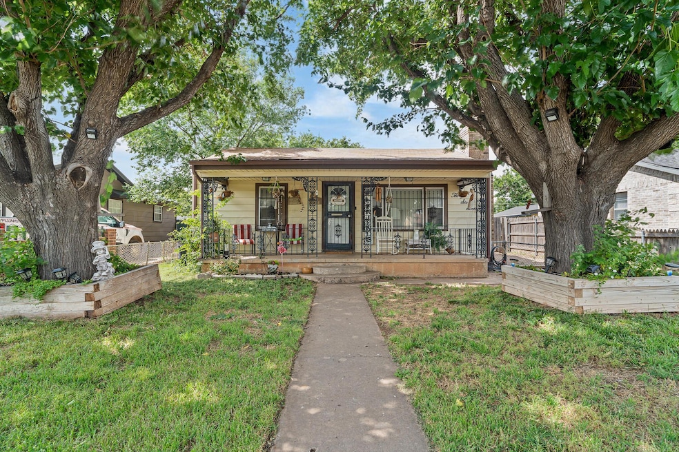 3616 NE 21st -32
