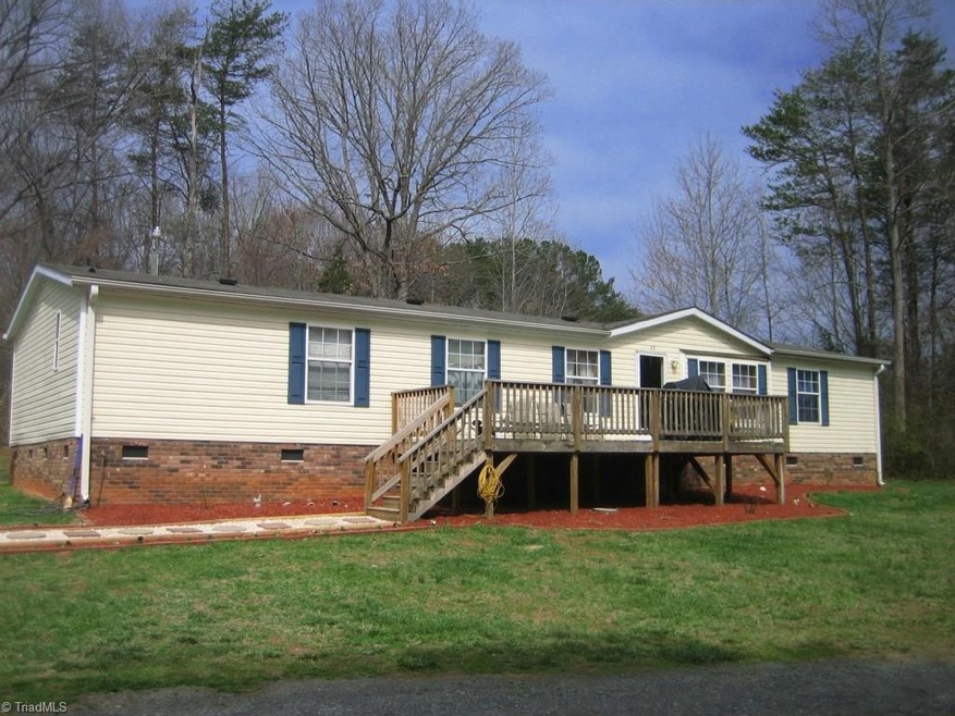 4738 Roundleaf Rd, Ramseur, NC 27316 - photo 1