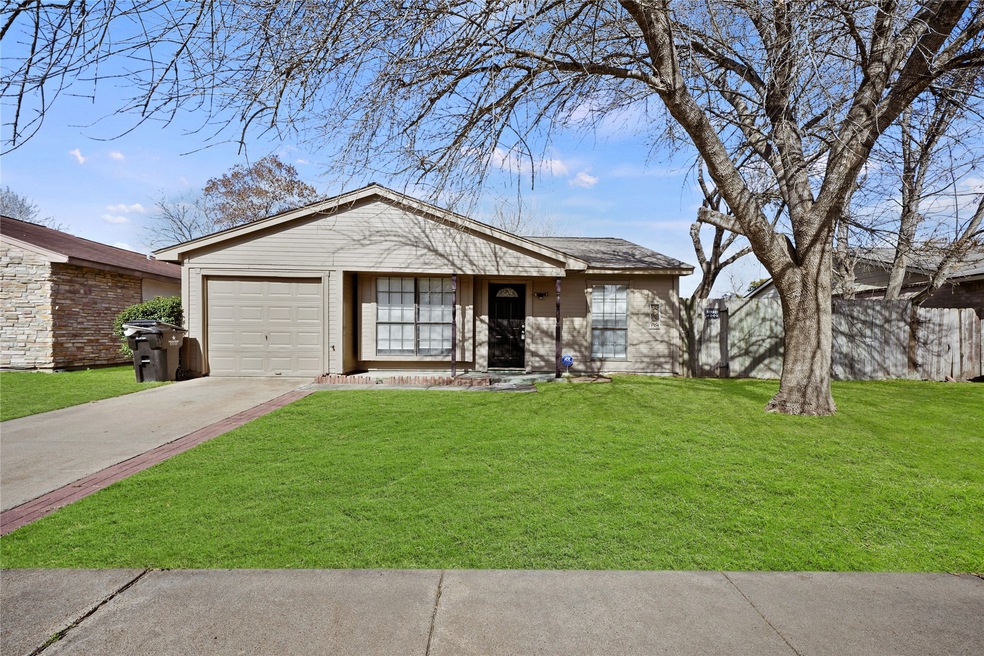 24214 Four Sixes Ln, Hockley, TX 77447 - photo 1