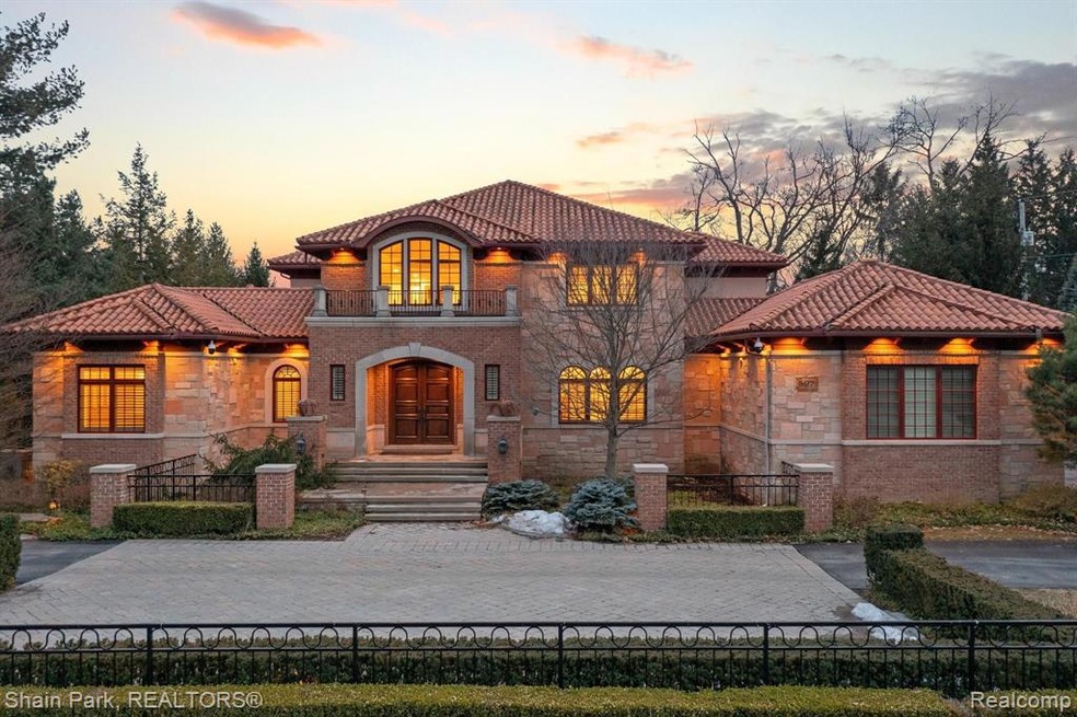 Sold $2,660,000 • Co-Listing Agent