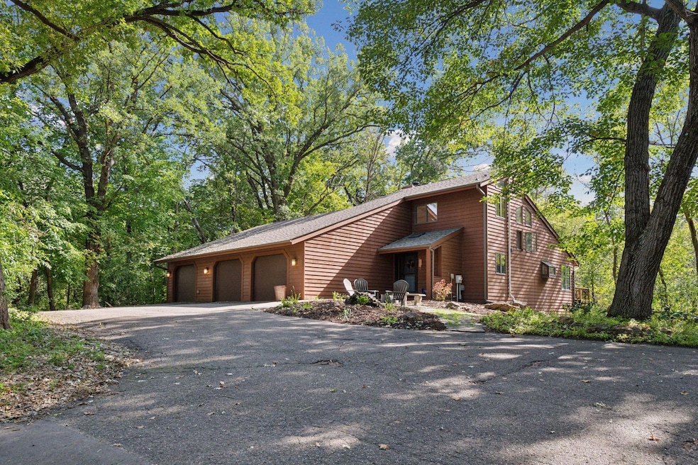 15827 Day Place - Tucked in the woods in Minnetonka