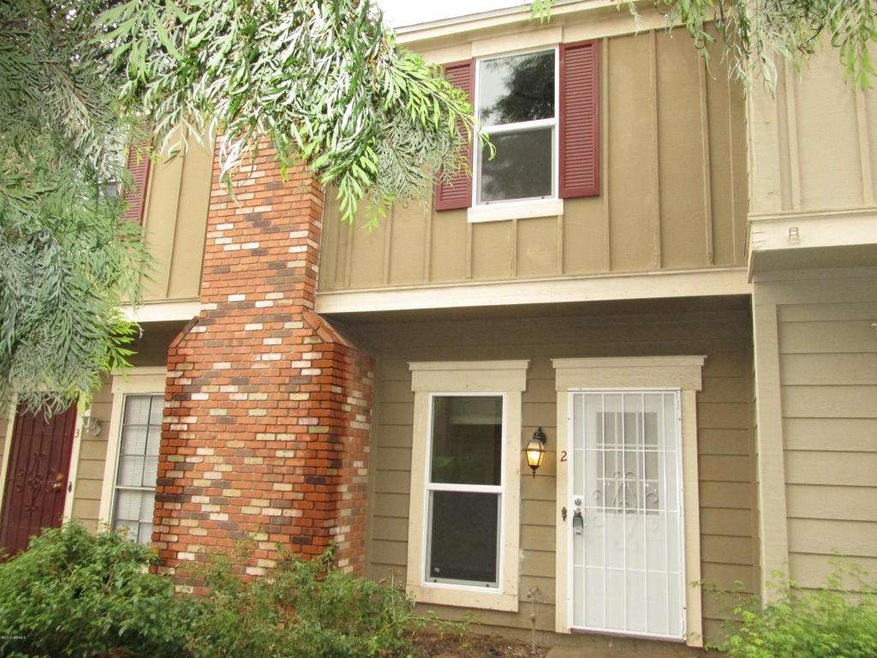 1 Elegant Front Elevation.JPG