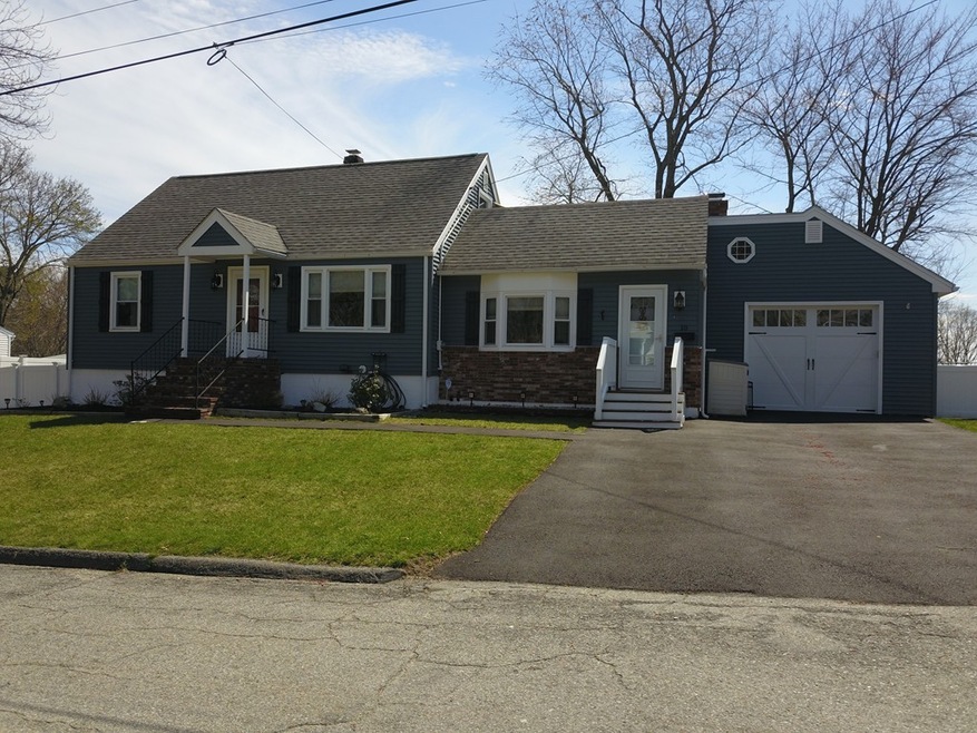 10 Evergreen Ave, Methuen, MA 01844 - photo 1