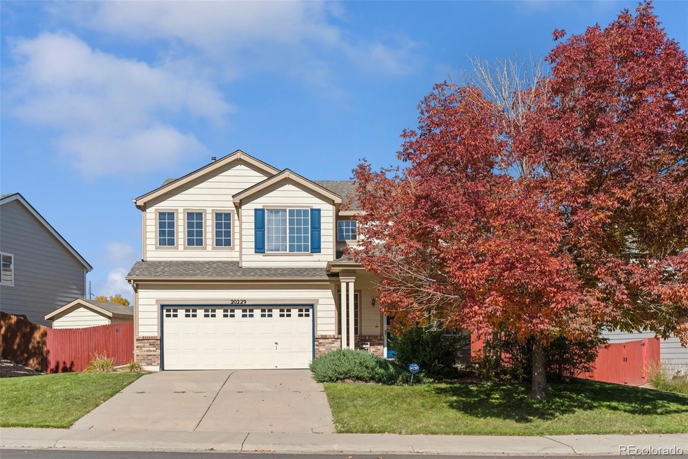 20229 E Red Fox Ln, Centennial, CO 80015 - photo 1