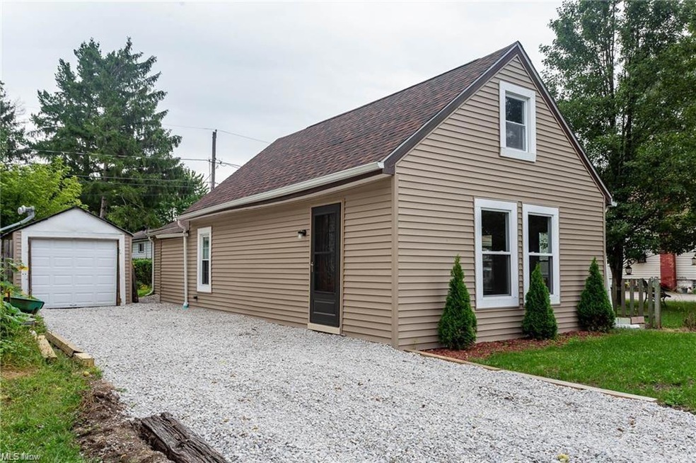 779 Kenilworth Ave, Sheffield Lake, OH 44054 - photo 1