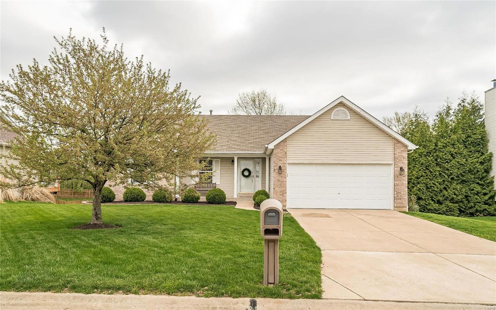 Well Maintained Ranch home on a great lot, Extra d