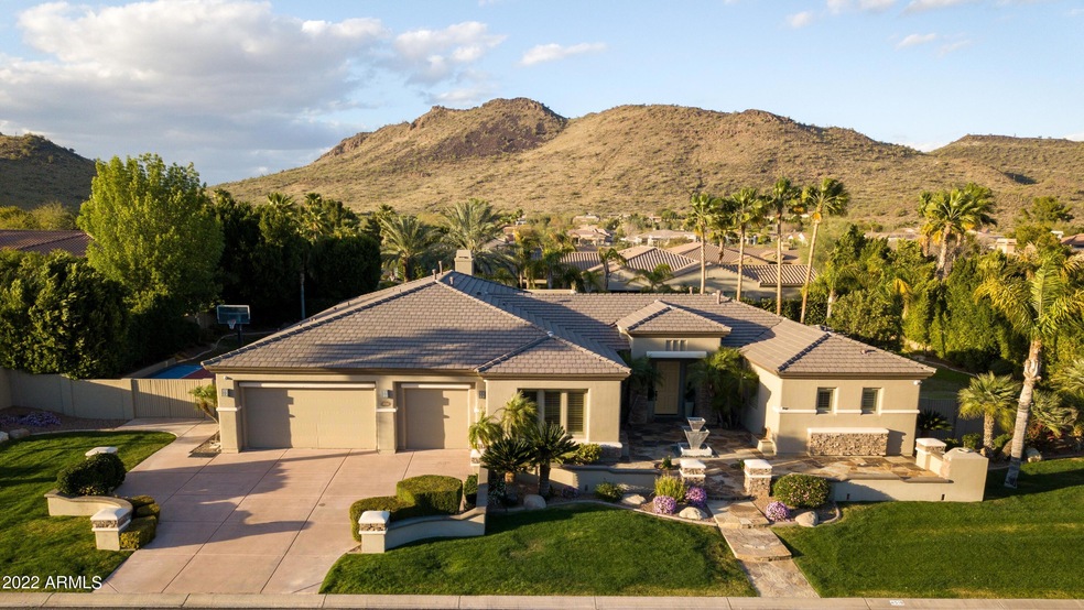 Front view of home