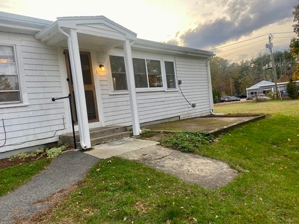 6 Green St unit 1, Carver, MA 02330 - photo 1