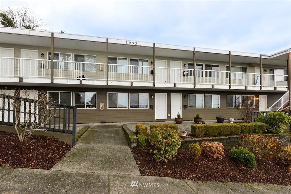 1953 S I St unit 5, Tacoma, WA 98405 - photo 1