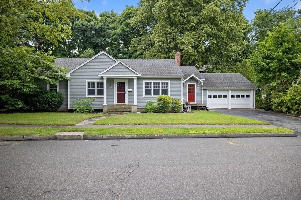 25 May St, Marblehead, MA 01945 - photo 1