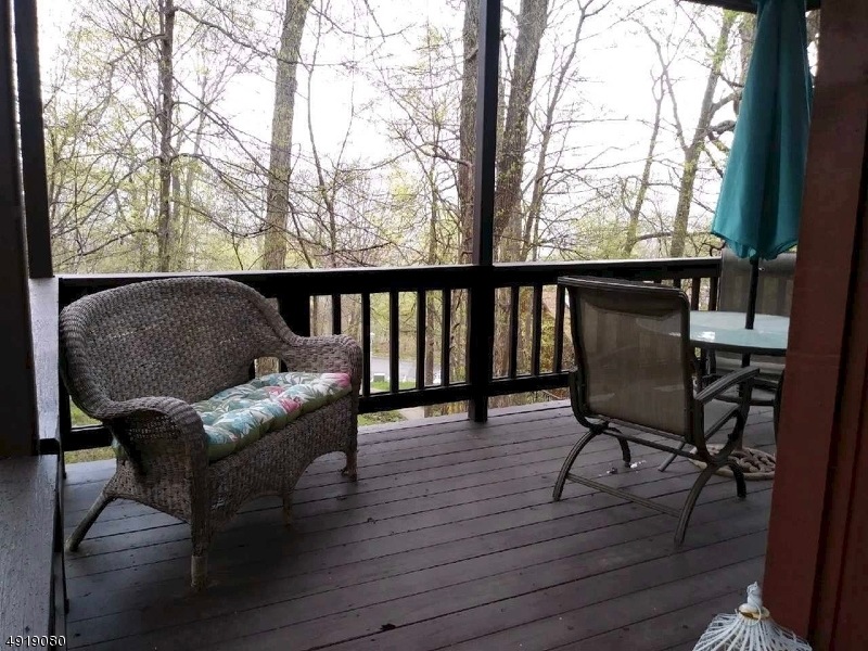 4 Davos Dr unit 11, Vernon, NJ 07462 - photo 1