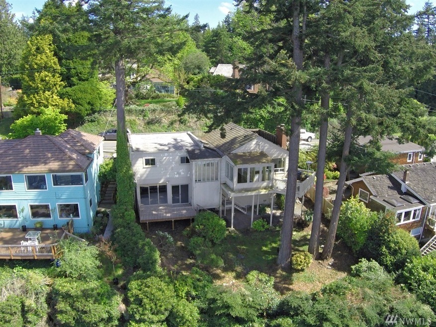 18306 Olympic View Dr, Edmonds, WA 98020 - photo 1