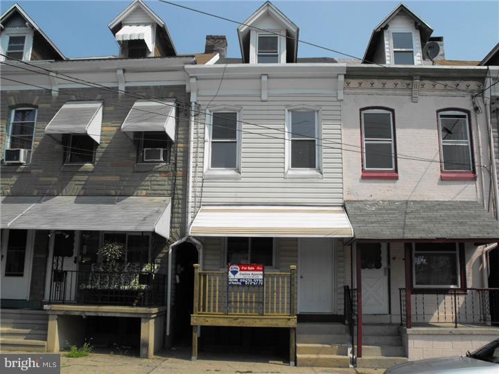 921 Pike St, Reading, PA 19604 - photo 1