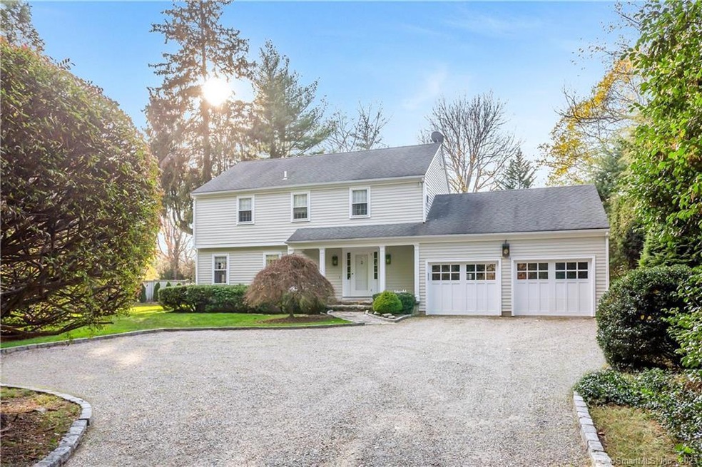 9 Peterick Ln, Darien, CT 06820 - photo 1