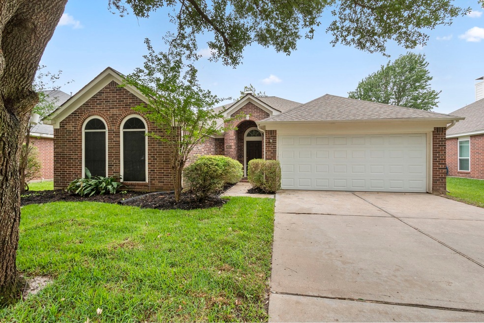 16303 Shining Rock Ln, Houston, TX 77095 - photo 1