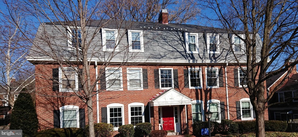 4811 31st St S unit B2, Arlington, VA 22206 - photo 1