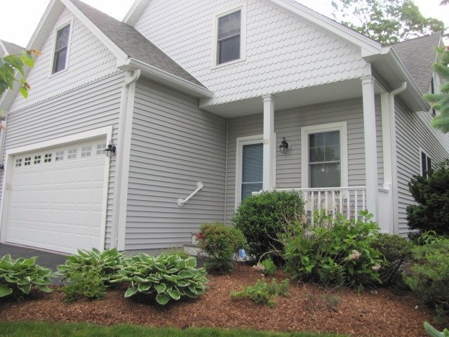 109 Southwinds Dr, Wakefield, RI 02879 - photo 1