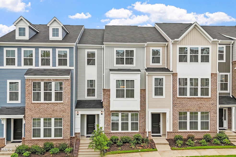 36-319-Chesapeake-Cmns-St-Lot-103-245170