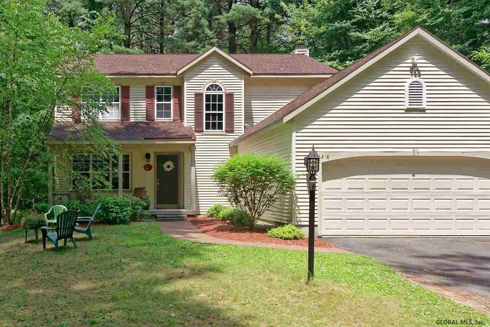 38 Huntwood Dr, Clifton Park, NY 12065 - photo 1