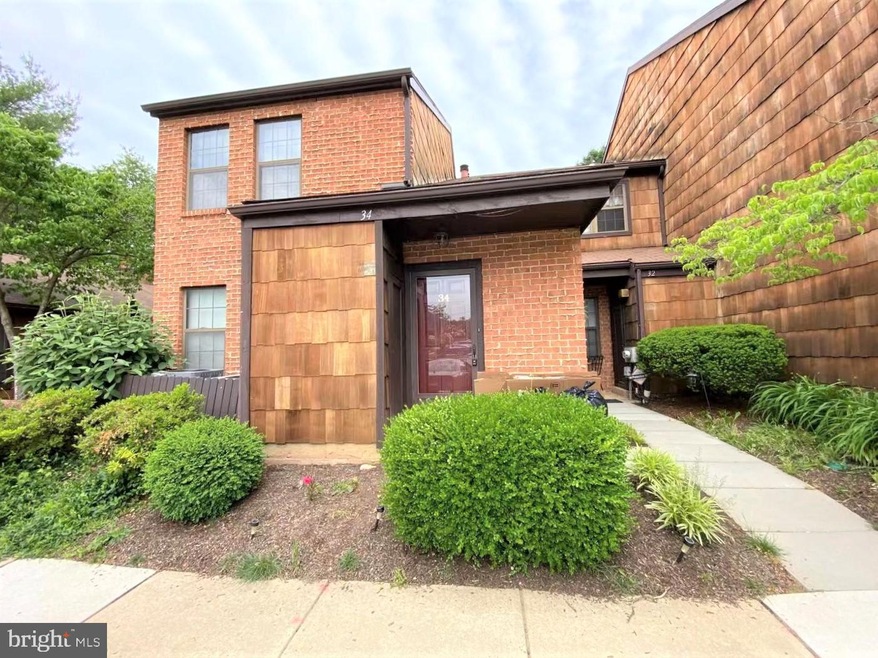 34 Rittenhouse Ct unit 196, Chesterbrook, PA 19087 - photo 1