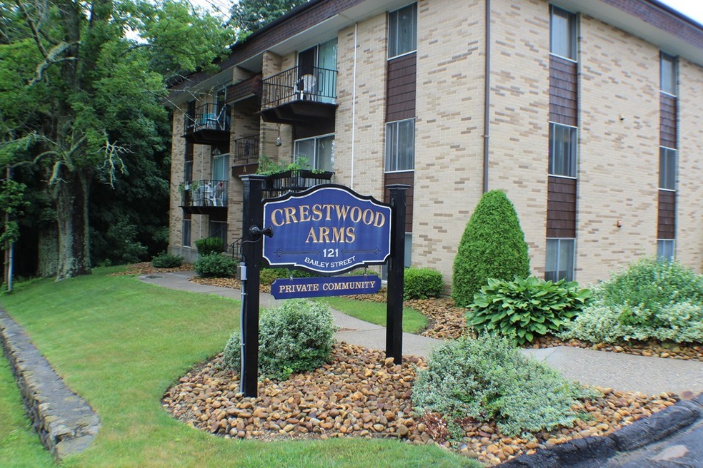 121 Bailey St unit B11, Worcester, MA 01602 - photo 1