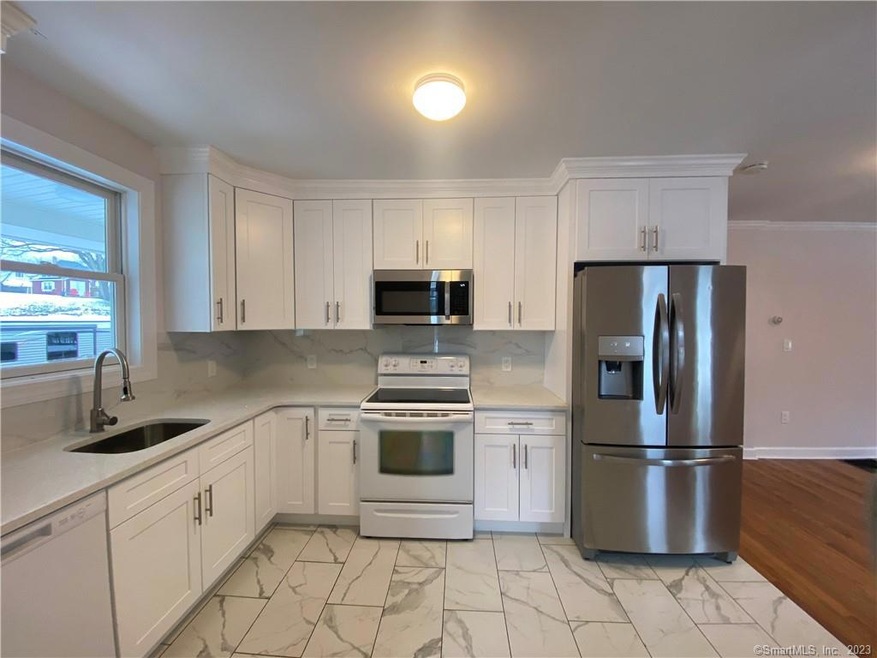 51 Maple St unit 1, Seymour, CT 06483 - photo 1