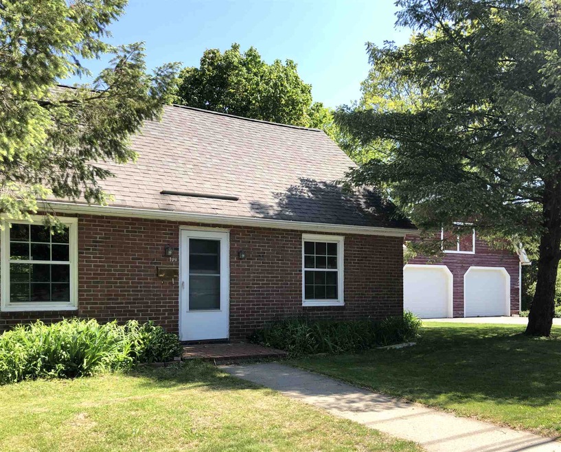 100 Maple St, Essex Junction, VT 05452 - photo 1