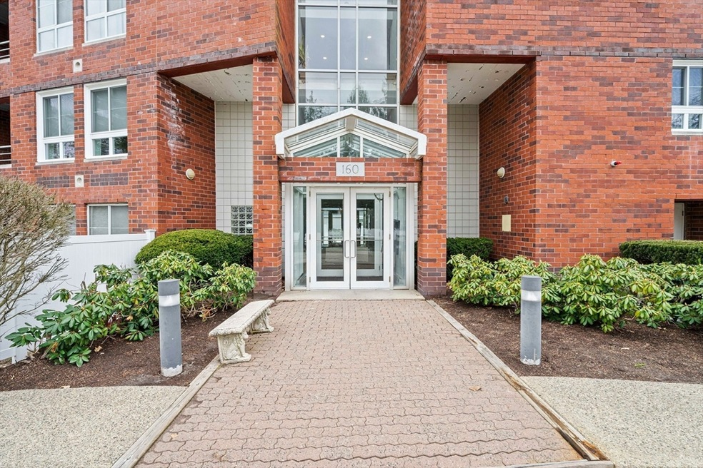 Hingham Woods unit 311, South Weymouth, MA 02190 - photo 1