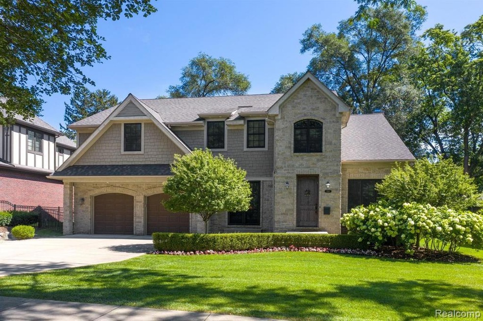 Welcome Home to 1519 Shipman Blvd