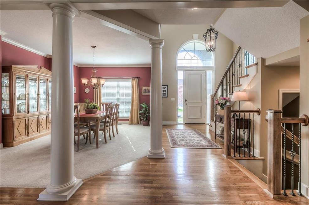 15523 Linden Ln, Overland Park, KS 66224 - photo 1