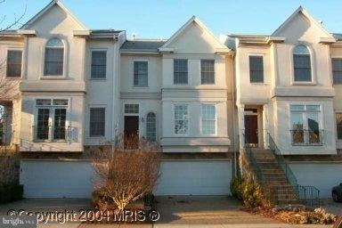 12804 Dogwood Hills Ln, Fairfax, VA 22033 - photo 1