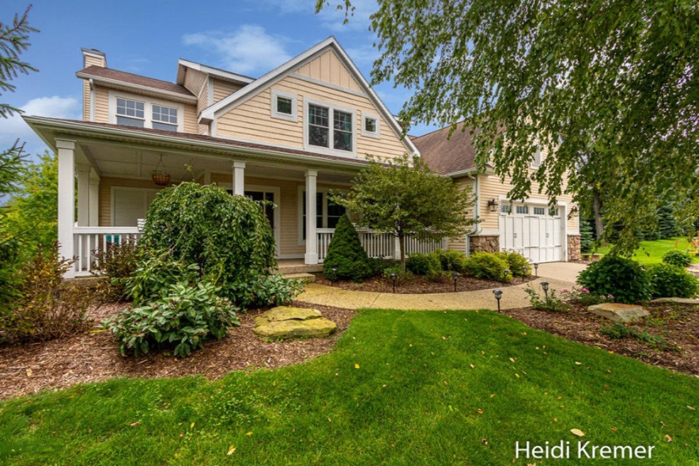 2330 Cascade Point