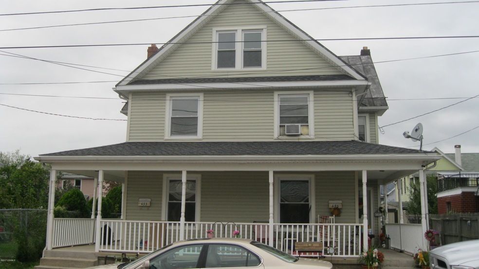 433 E 3rd St, Berwick, PA 18603 - photo 1